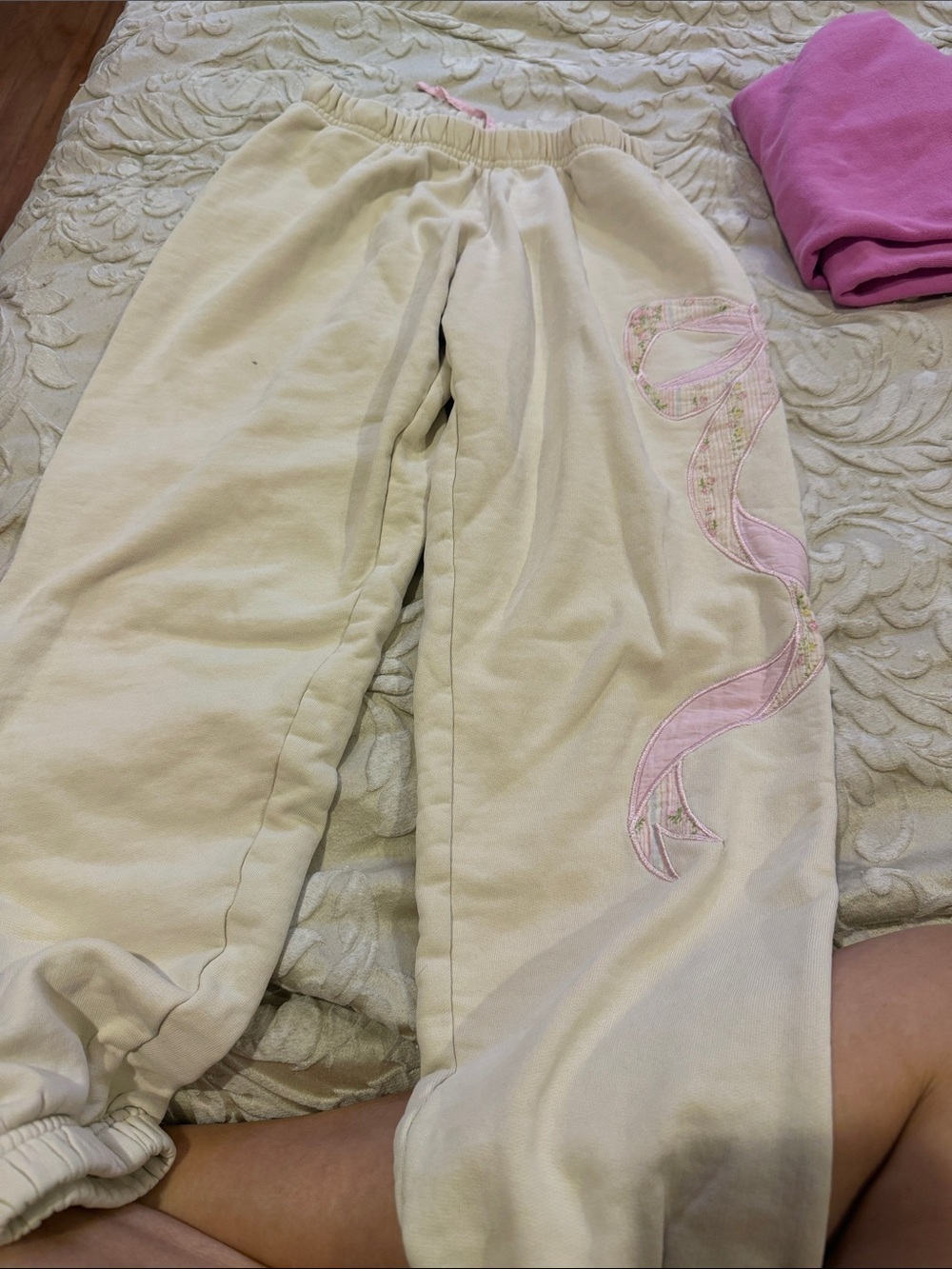 KATIEJNYC joggers girls size l bow detail